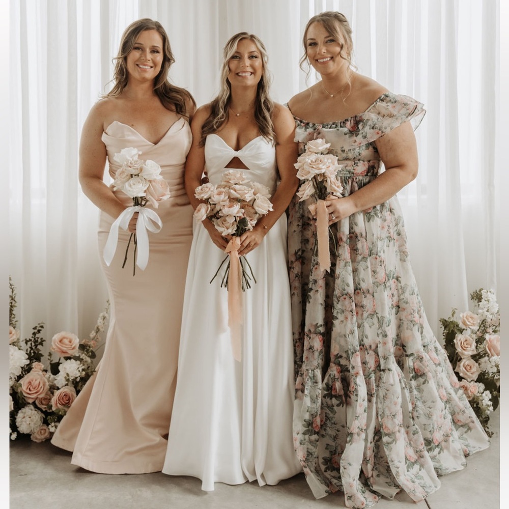 Selkie Garden Roses Gown